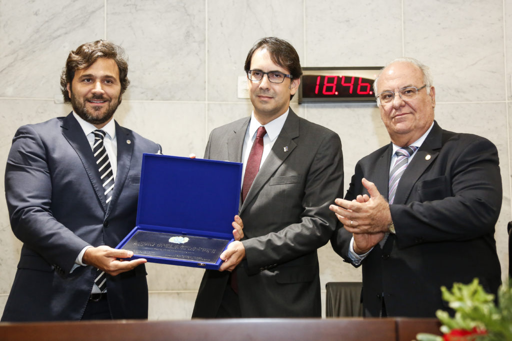 Homenagem prestada aos 10 anos da Secretaria da Controladoria-Geral do Estado