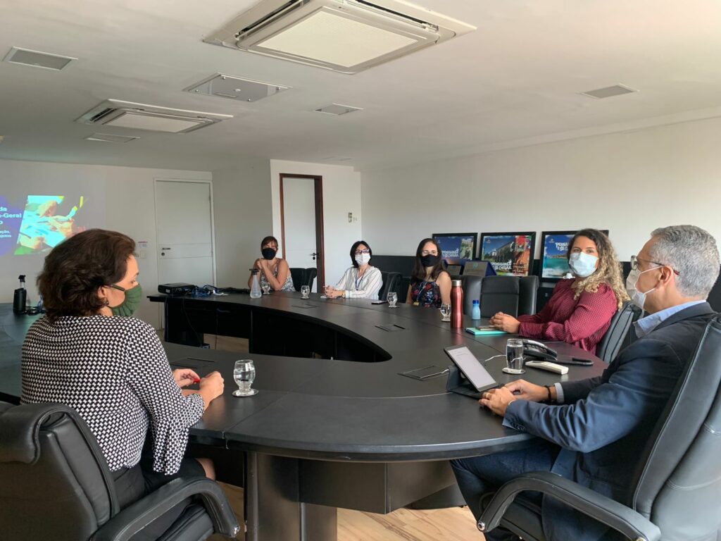 Secretário recebe equipe de Ouvidoria do TRE para troca de experiências